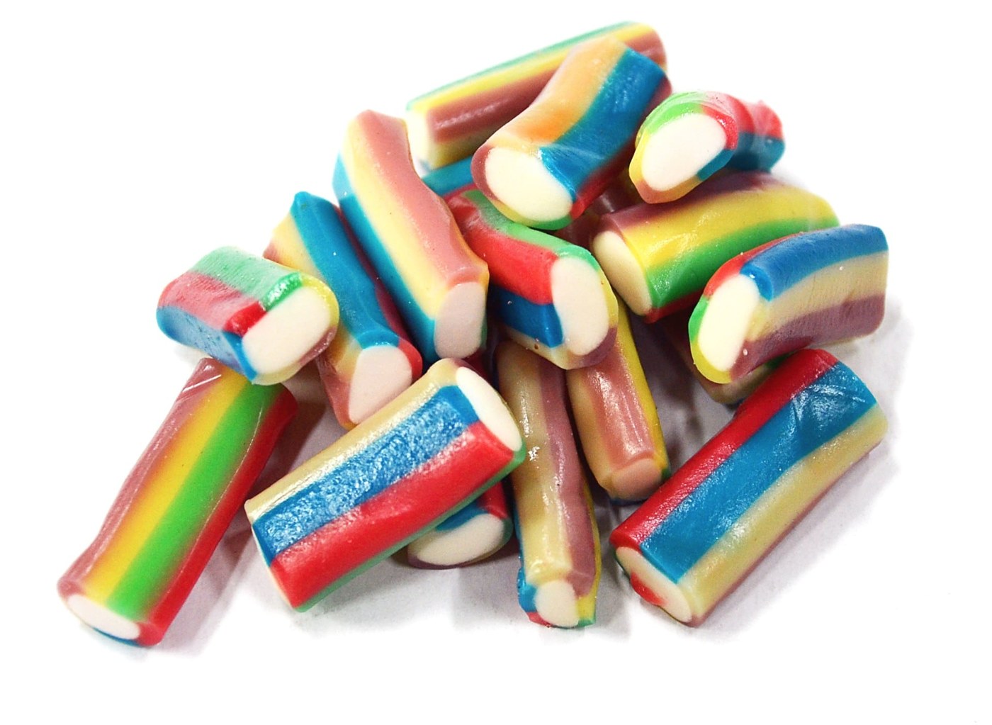 Multi-colored striped licorice rolls with six colors — produced with Extrufood extrusion lines